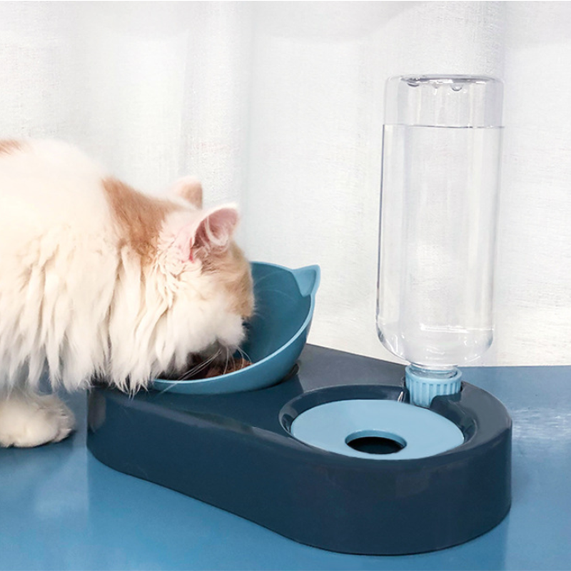 Dog & Cat Food Bowl & Automatic Water Dispenser by PetWithMe