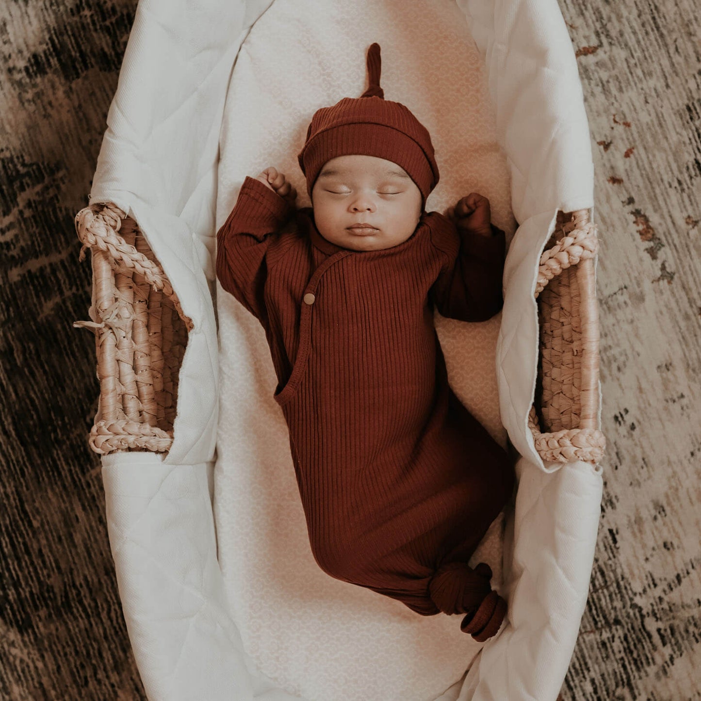 Ribbed Knotted Gown & Hat Set by embé®