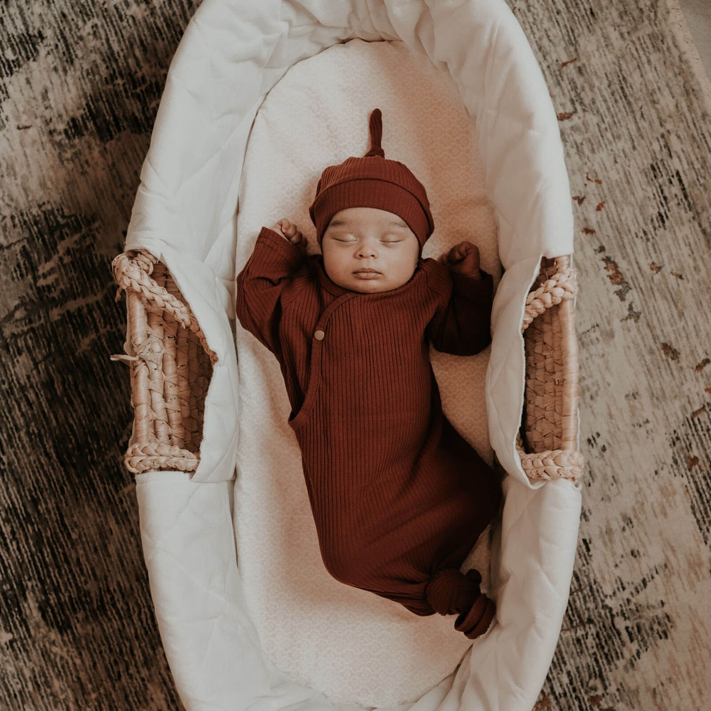 Ribbed Knotted Gown & Hat Set by embé®