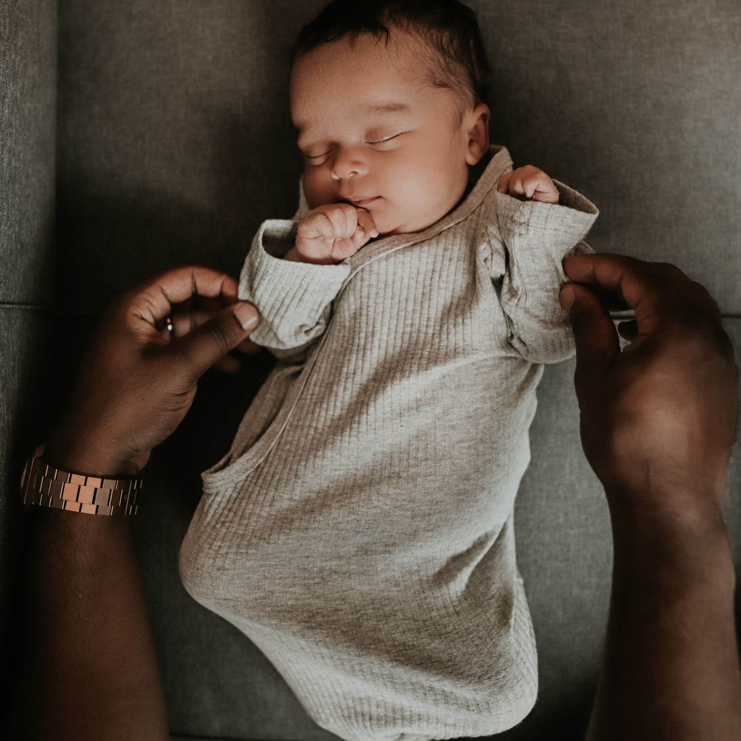 Ribbed Knotted Gown & Hat Set by embé®