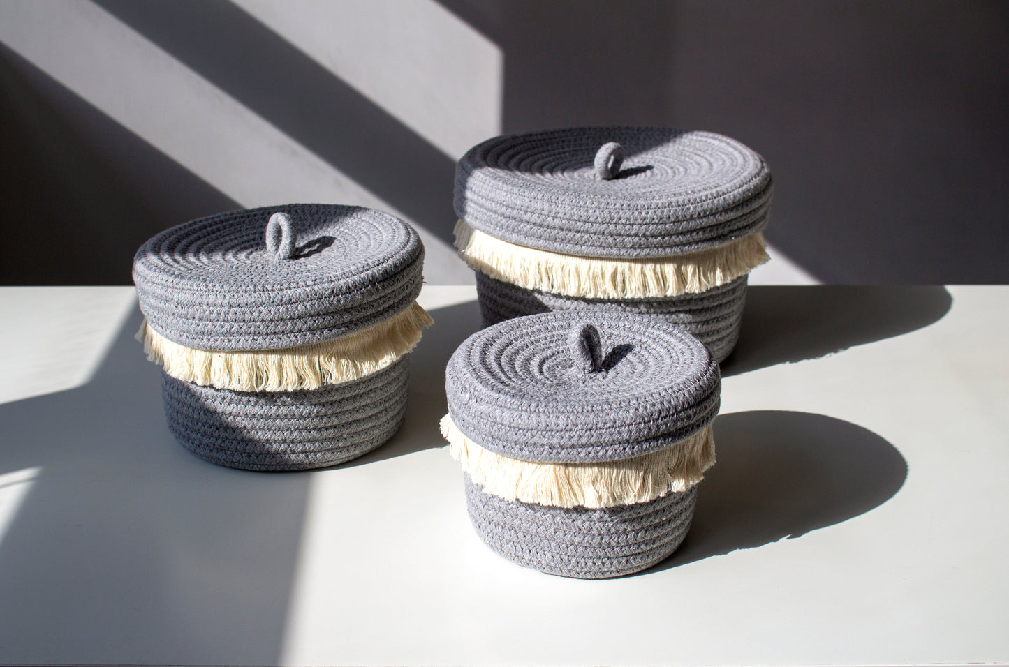 Shiraleah Assorted Set of 3 Round Dharma Cotton Rope Organizer Baskets WIth Lid, Grey by Shiraleah