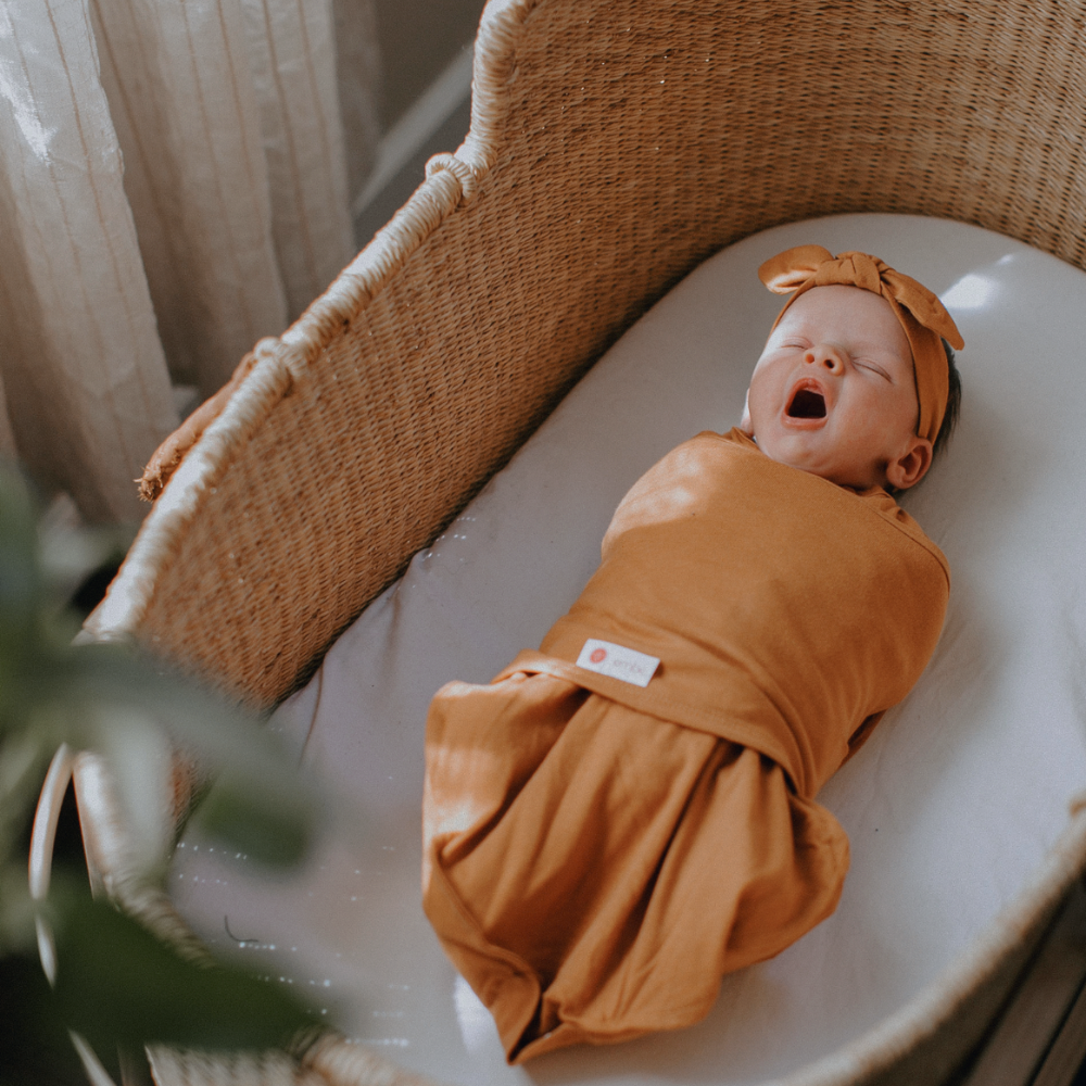 Long Sleeve Starter Swaddle by embé®