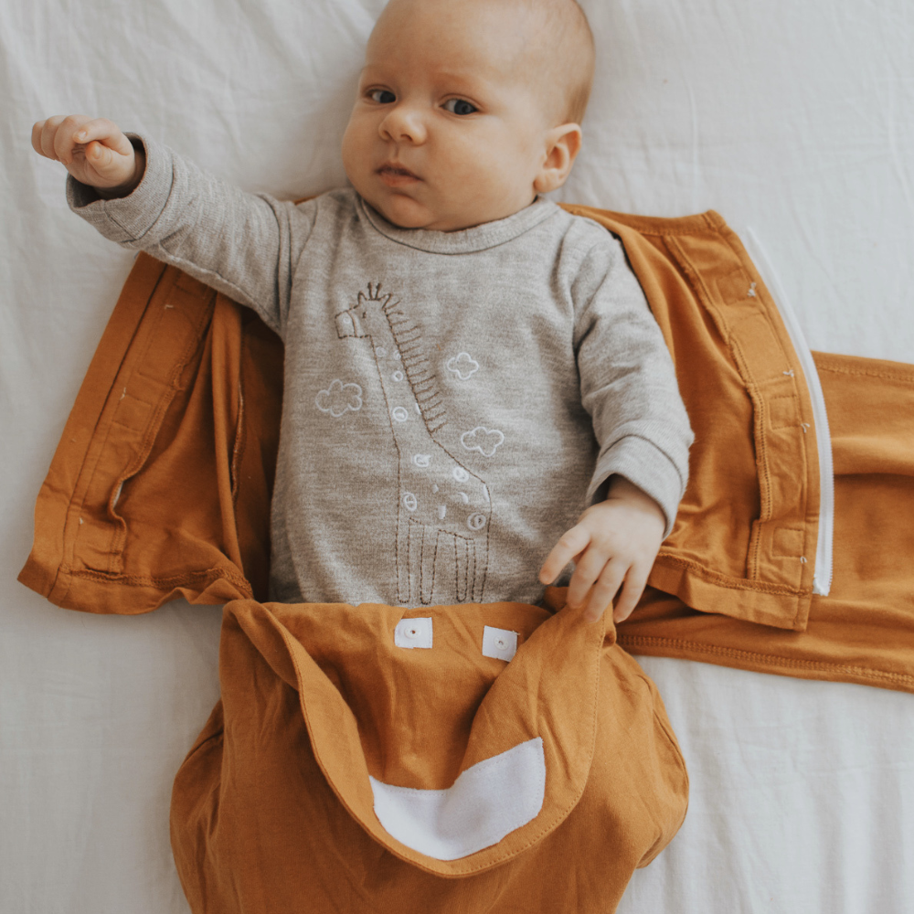 Starter Swaddle by embé®